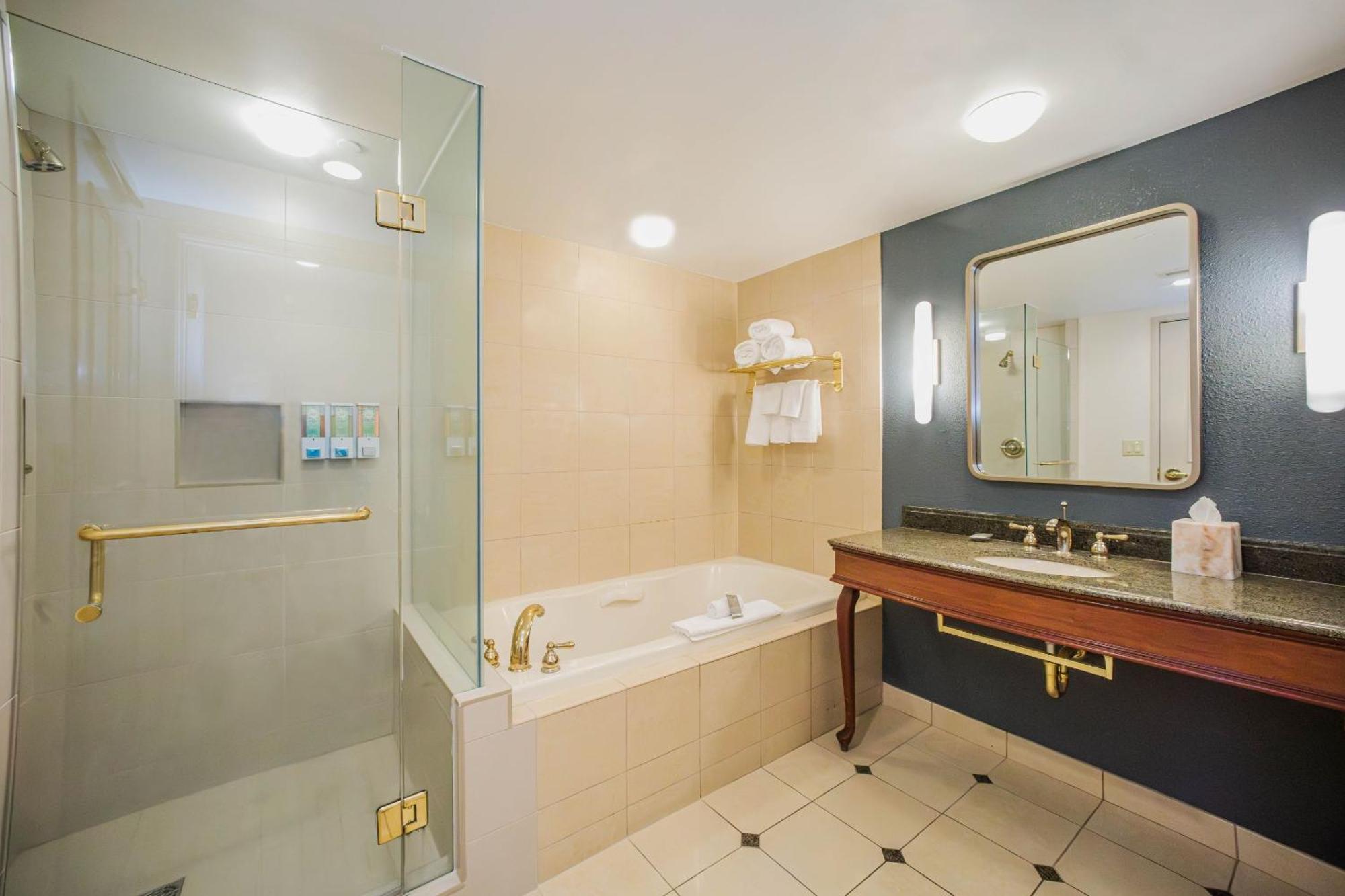 ฮาราห์ นอร์ท แคนซัสซิตี้ โฮเต็ล แอนด์ กาสิโน Hotel นอร์ทแคนซัสซิตี้ ภายนอก รูปภาพ